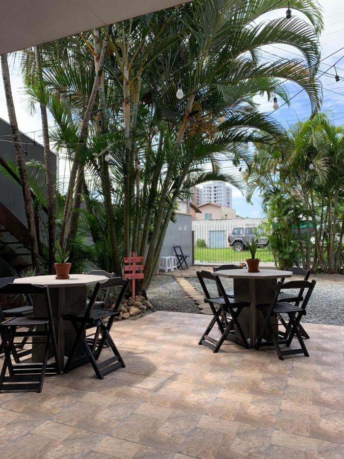 Fica, Vai Ter Bolo Hostal Itajaí
